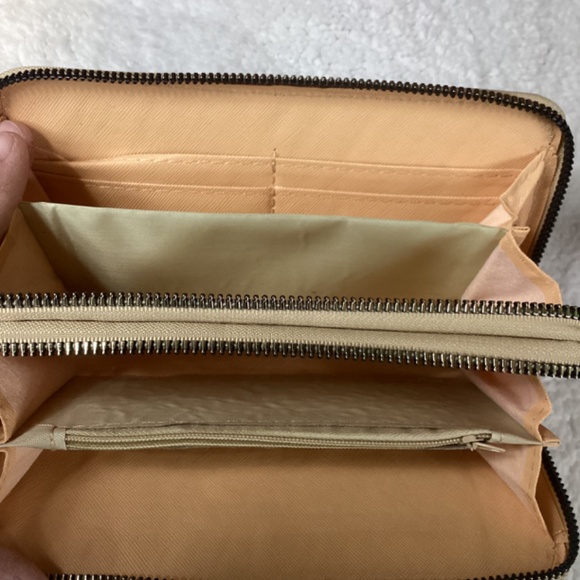 Fossil Colorblock Tote with Wallet - Picture 14 of 14